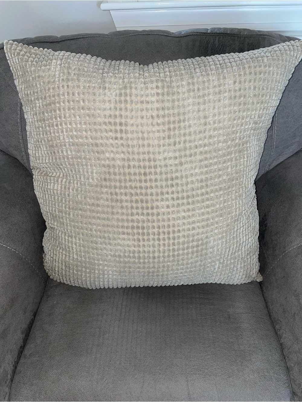 Mernette Waffle Texture Throw Pillow cover. 2pack.